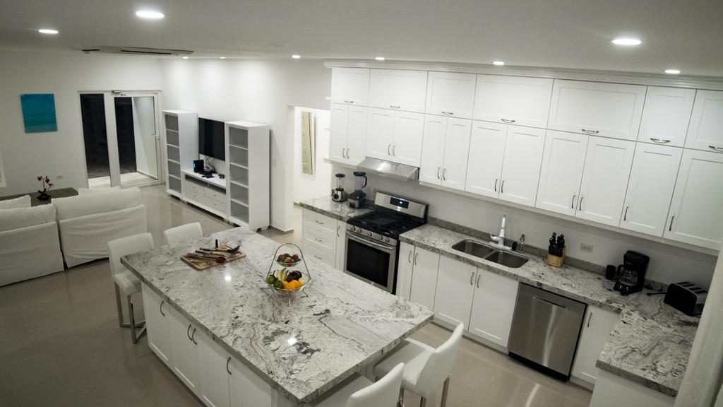 Villa Noah Palm Beach Luaran gambar
